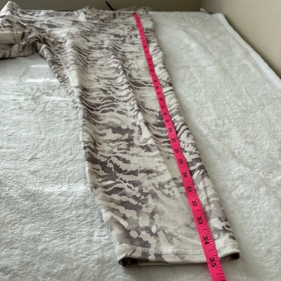 Fabletics Boost Powerhold High Waisted 7/8 Leggings Runyon Pink Cloud 2X - Picture 11 of 12